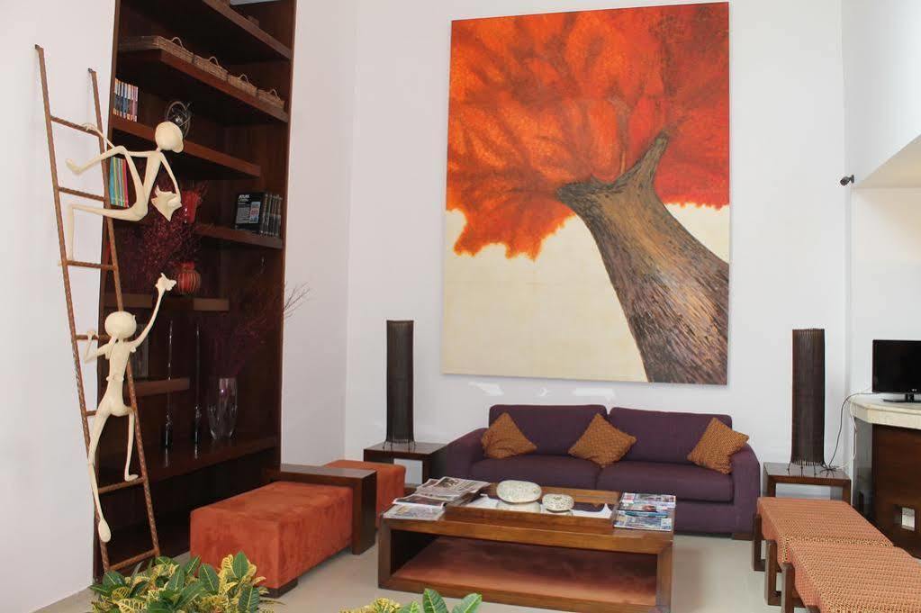 Hotel Suites Mexico Plaza Leon Campestre Exterior photo